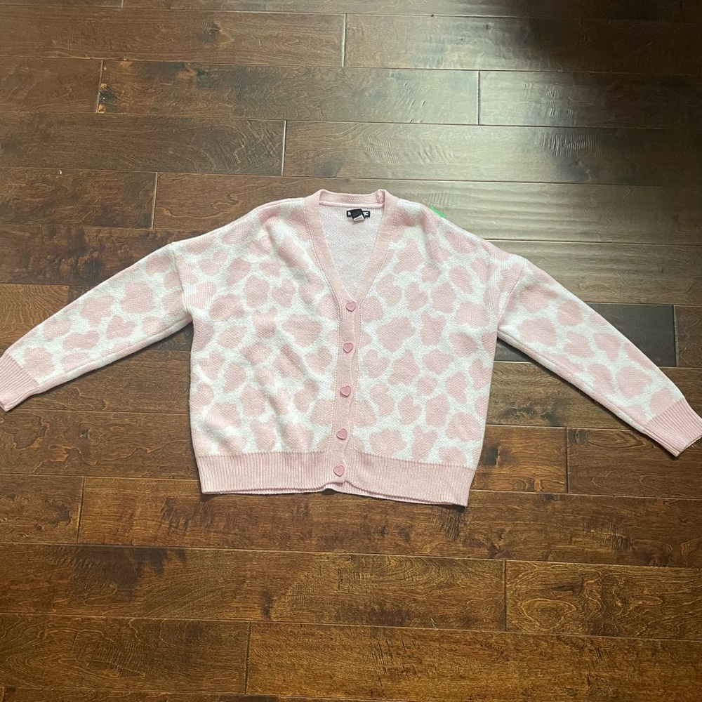 HOT TOPIC Pink Cow-Print V-Neck Button Cardigan Sweater Size Medium - Picture 2 of 7